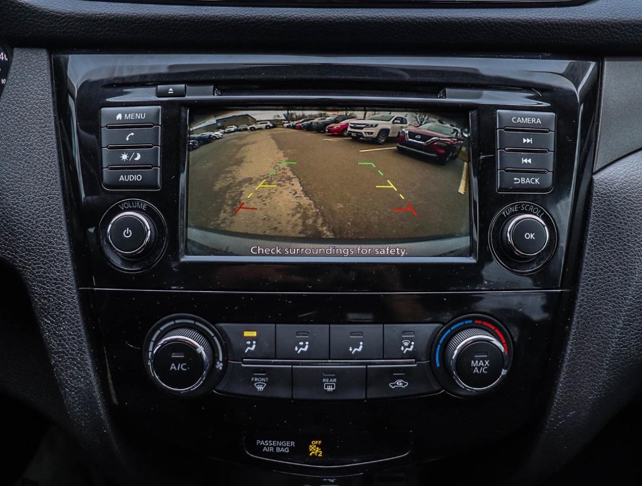 2019 Nissan Qashqai S FWD !!! NO ACCIDENTS !!! 17 ALLOYS   HEATED SEAT Photo