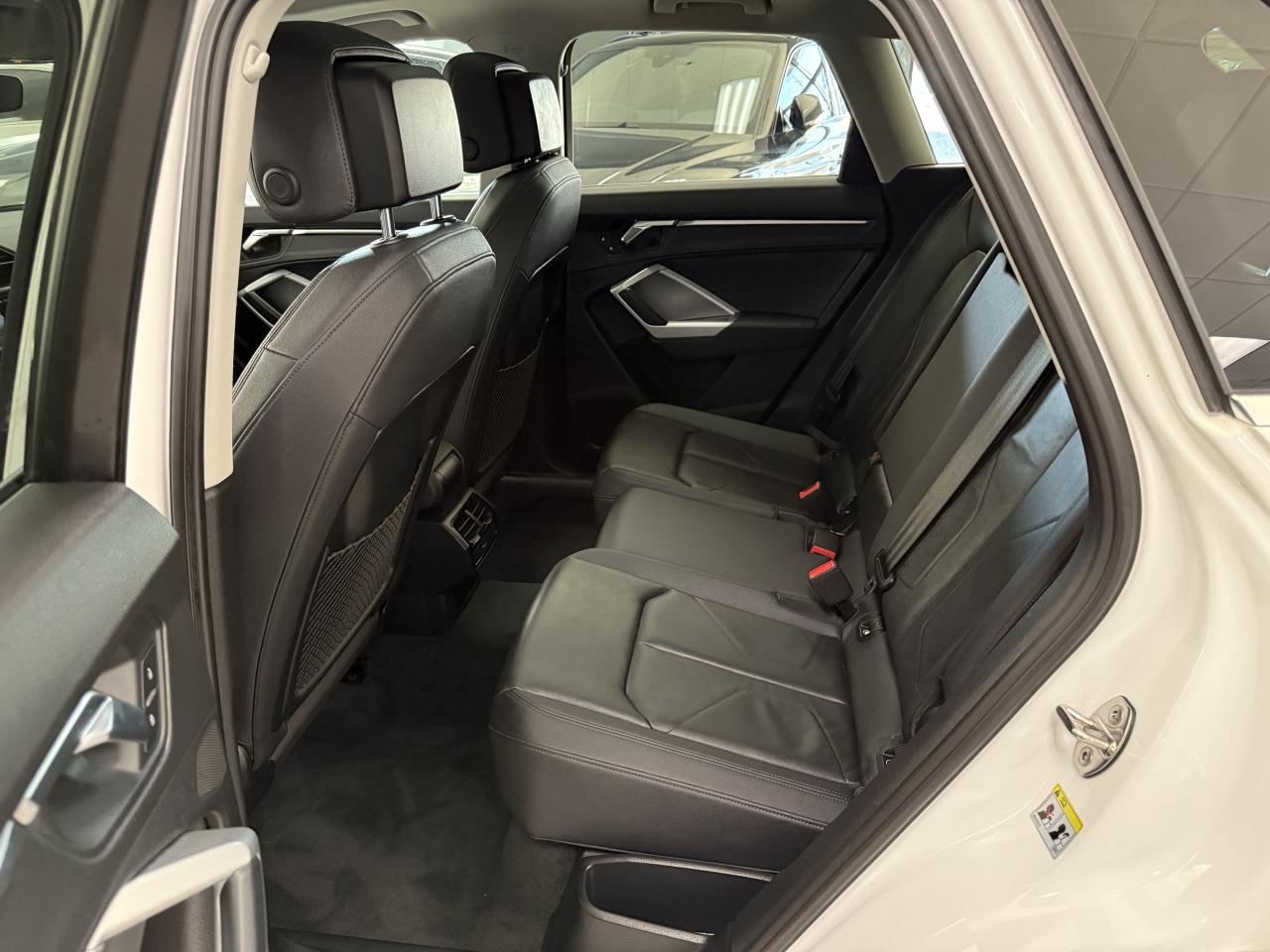 2020 Audi Q3 Progressiv 45 TFSI quattro**NO ACCIDENTS*S-LINE** Photo