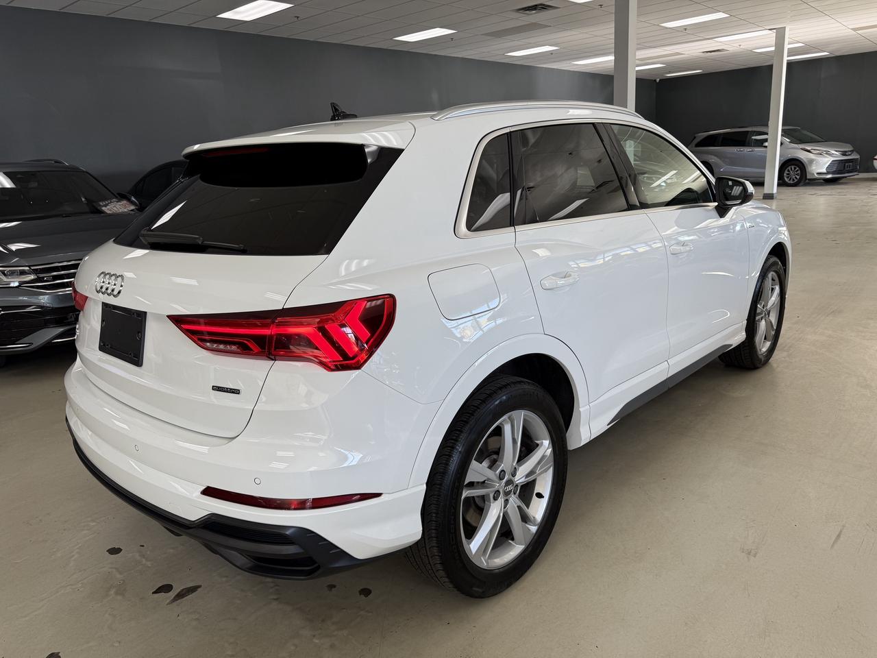 2020 Audi Q3 Progressiv 45 TFSI quattro**NO ACCIDENTS*S-LINE** Photo4