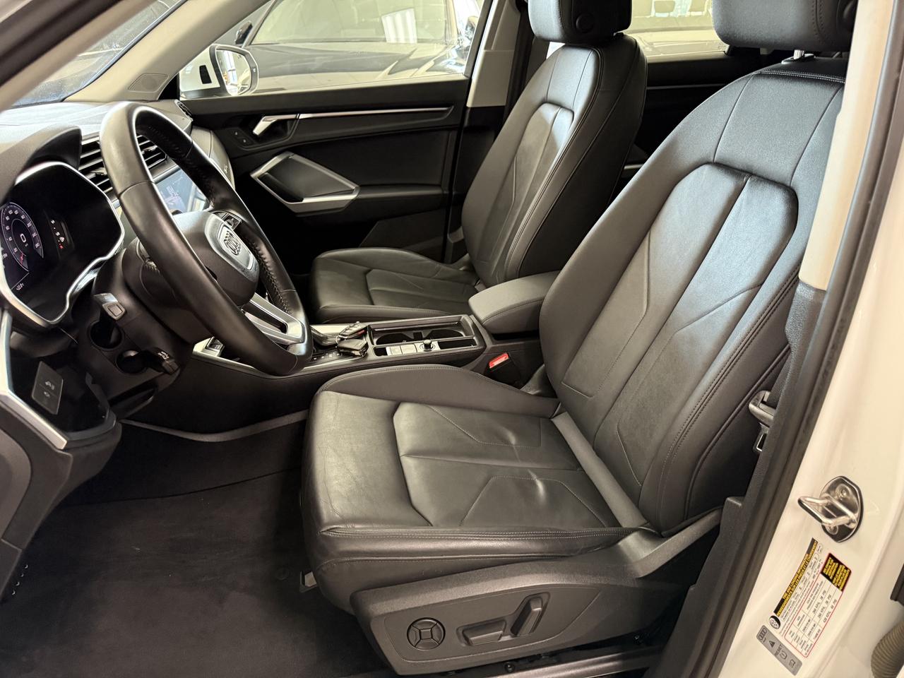 2020 Audi Q3 Progressiv 45 TFSI quattro**NO ACCIDENTS*S-LINE** Photo