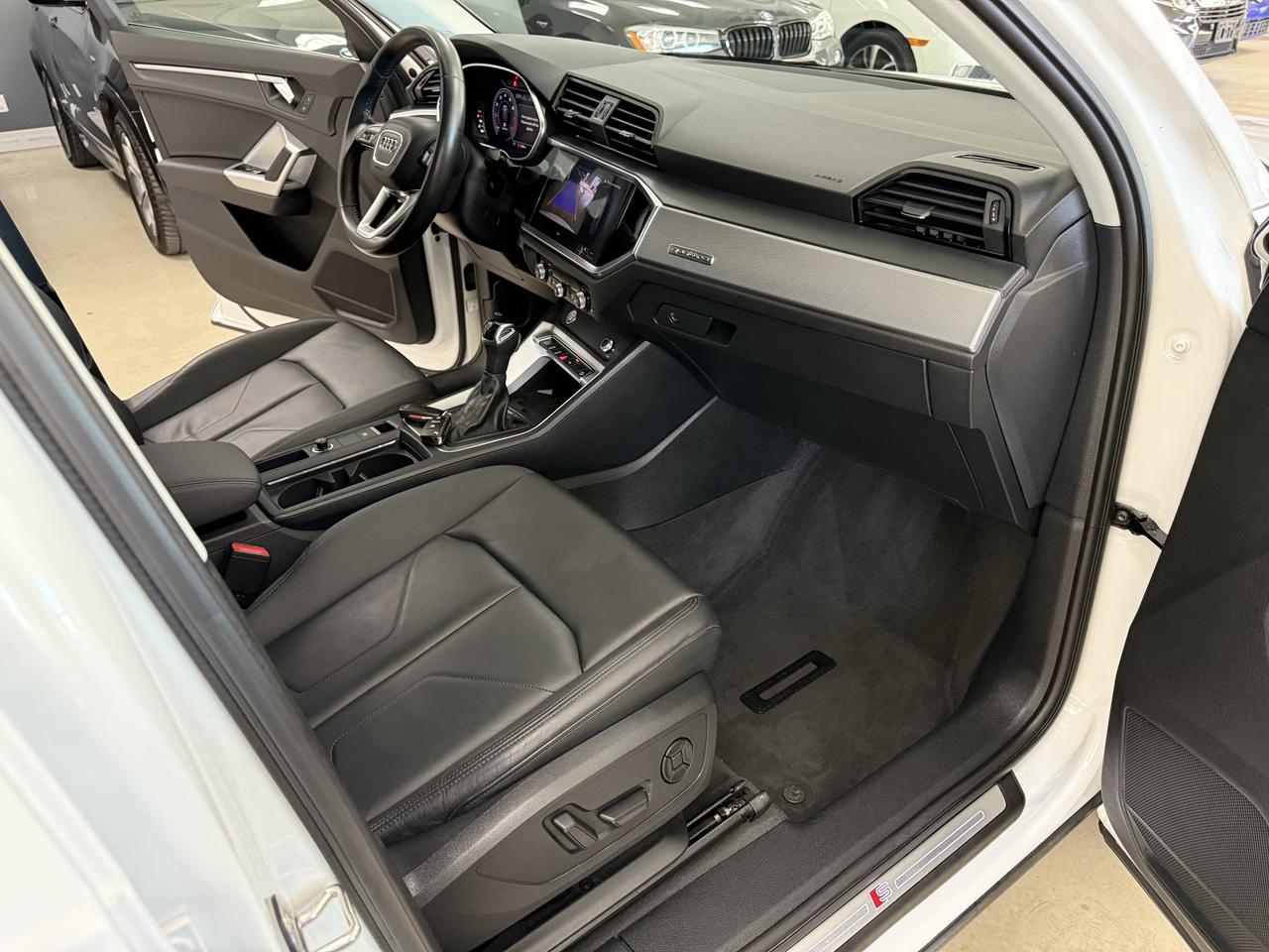 2020 Audi Q3 Progressiv 45 TFSI quattro**NO ACCIDENTS*S-LINE** Photo