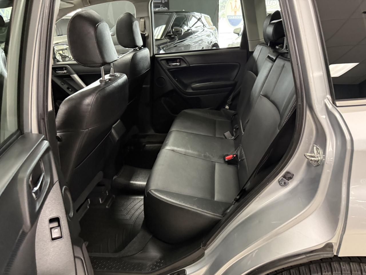 2015 Subaru Forester 5dr Wgn CVT 2.5i Limited Pkg VERY CLEAN Photo