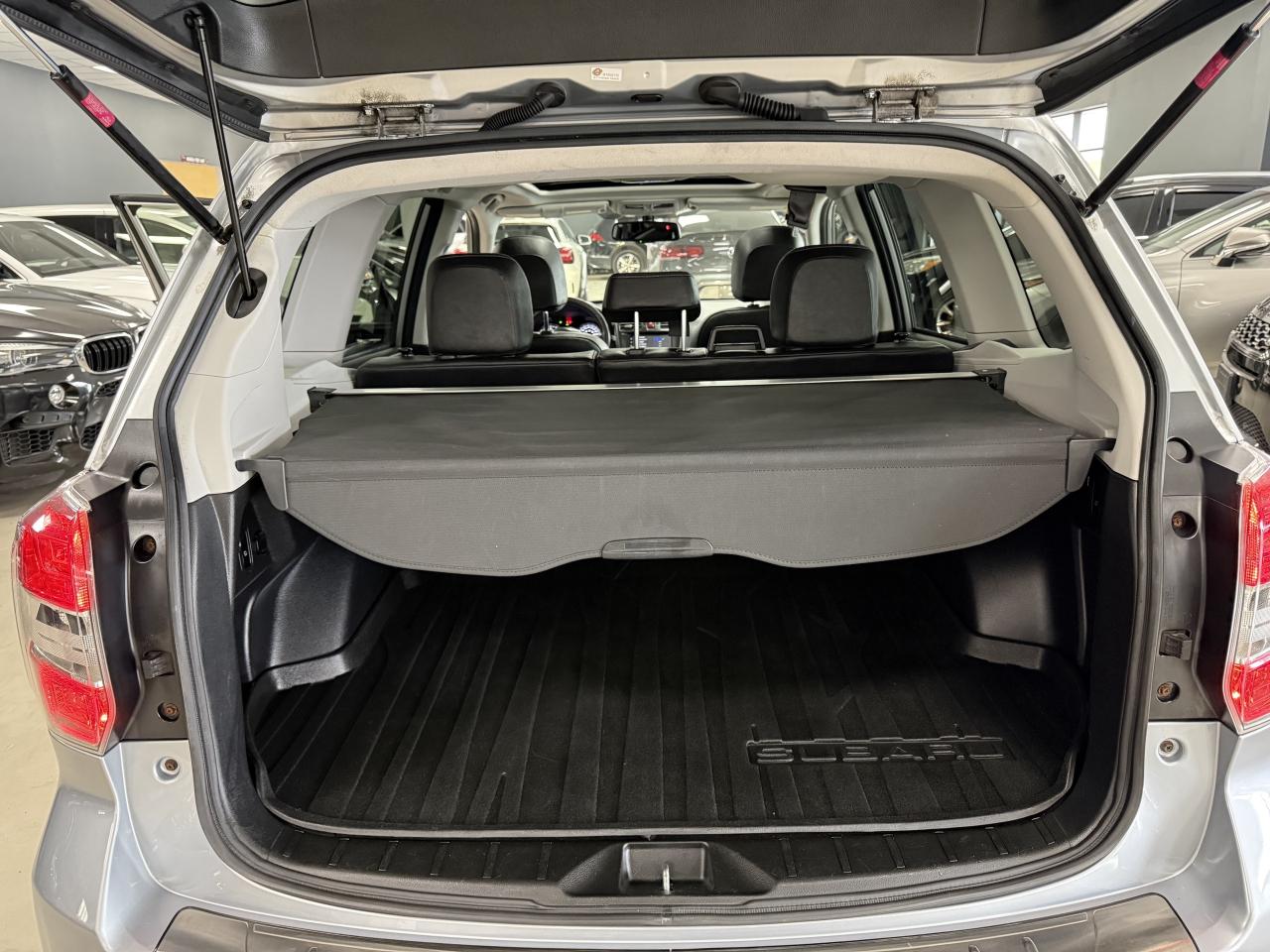 2015 Subaru Forester 5dr Wgn CVT 2.5i Limited Pkg VERY CLEAN Photo