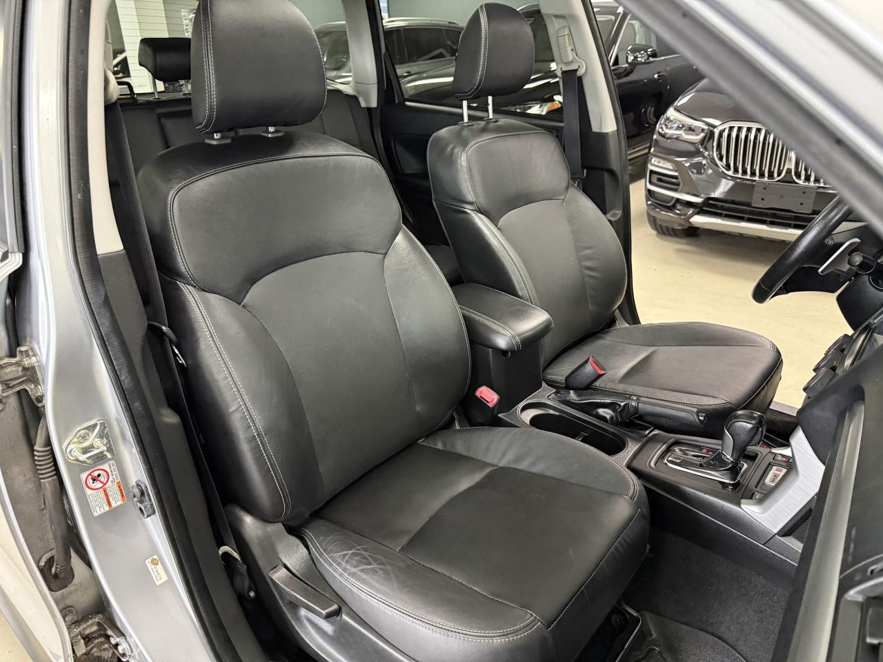 2015 Subaru Forester 5dr Wgn CVT 2.5i Limited Pkg VERY CLEAN Photo