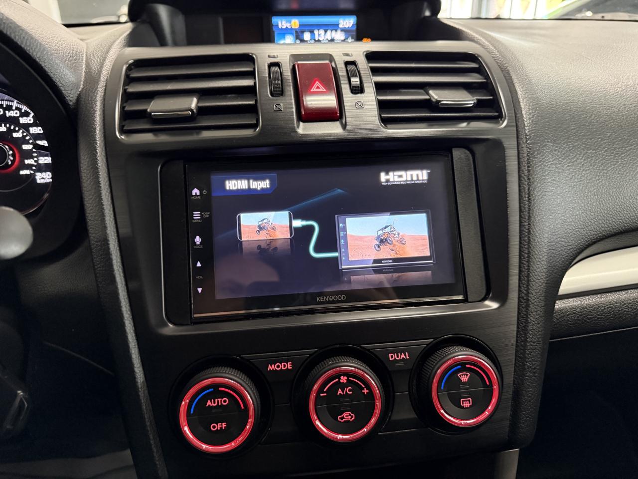 2015 Subaru Forester 5dr Wgn CVT 2.5i Limited Pkg VERY CLEAN Photo