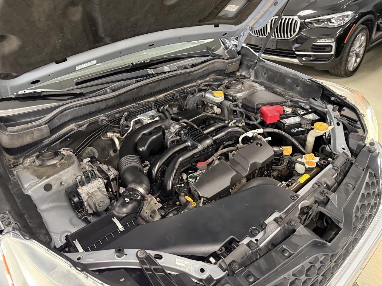 2015 Subaru Forester 5dr Wgn CVT 2.5i Limited Pkg VERY CLEAN Photo