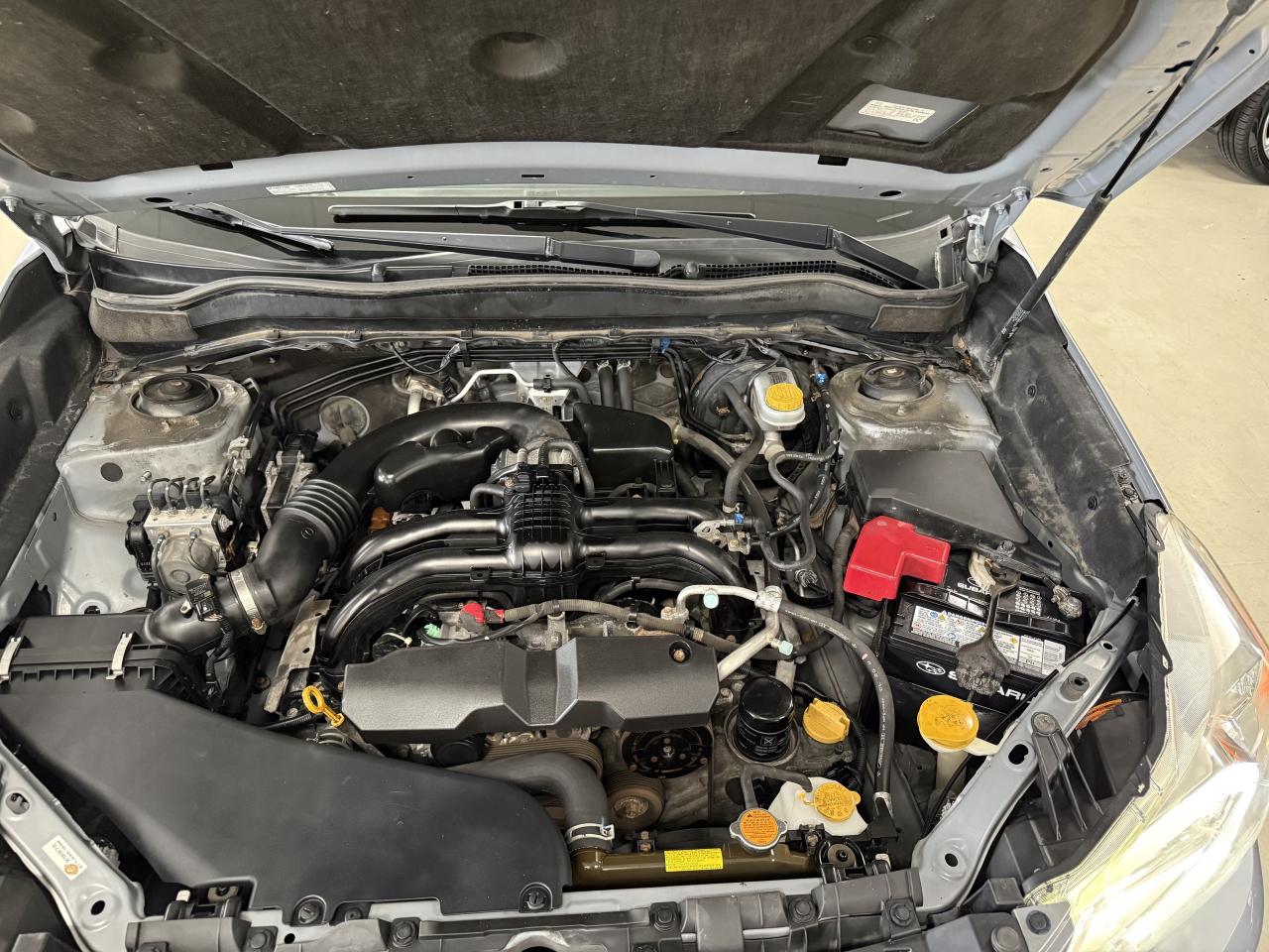 2015 Subaru Forester 5dr Wgn CVT 2.5i Limited Pkg VERY CLEAN Photo