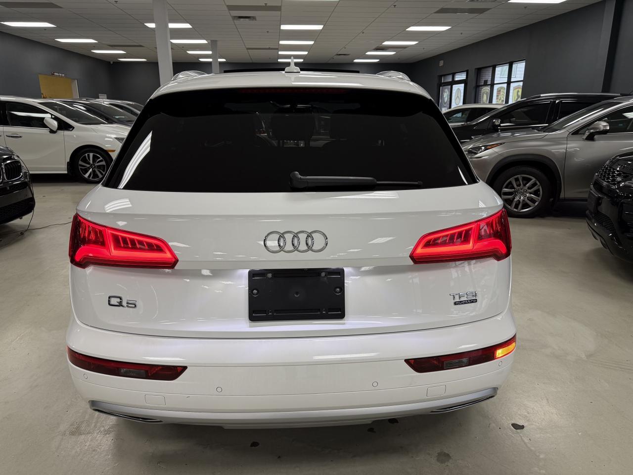 2018 Audi Q5 2.0 TFSI quattro Progressiv S tronic Photo3