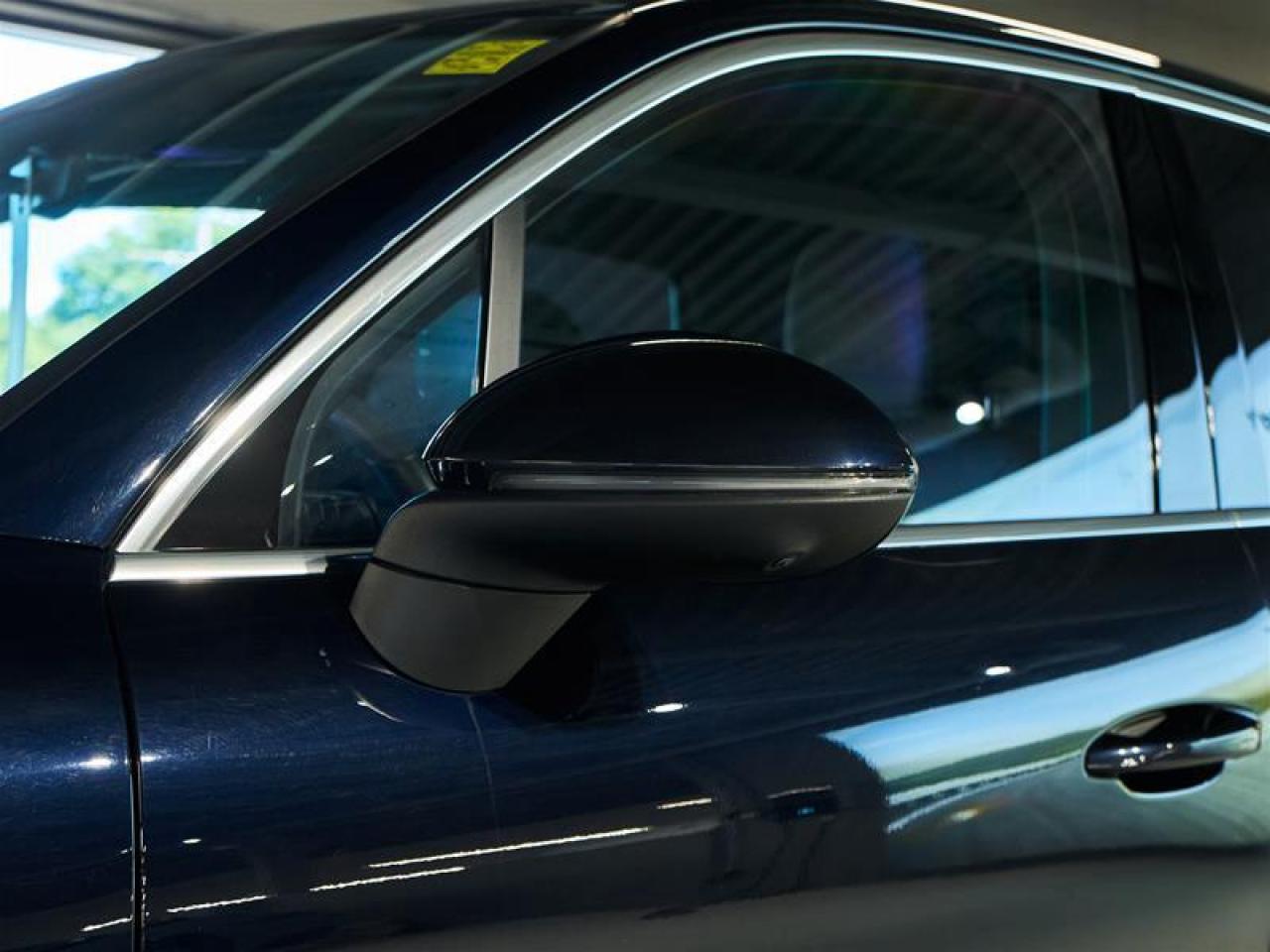 2023 Porsche Cayenne  Photo