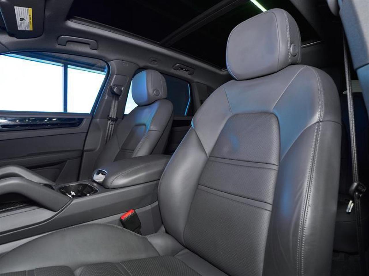 2023 Porsche Cayenne  Photo