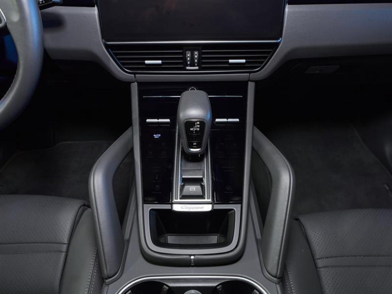 2023 Porsche Cayenne  Photo