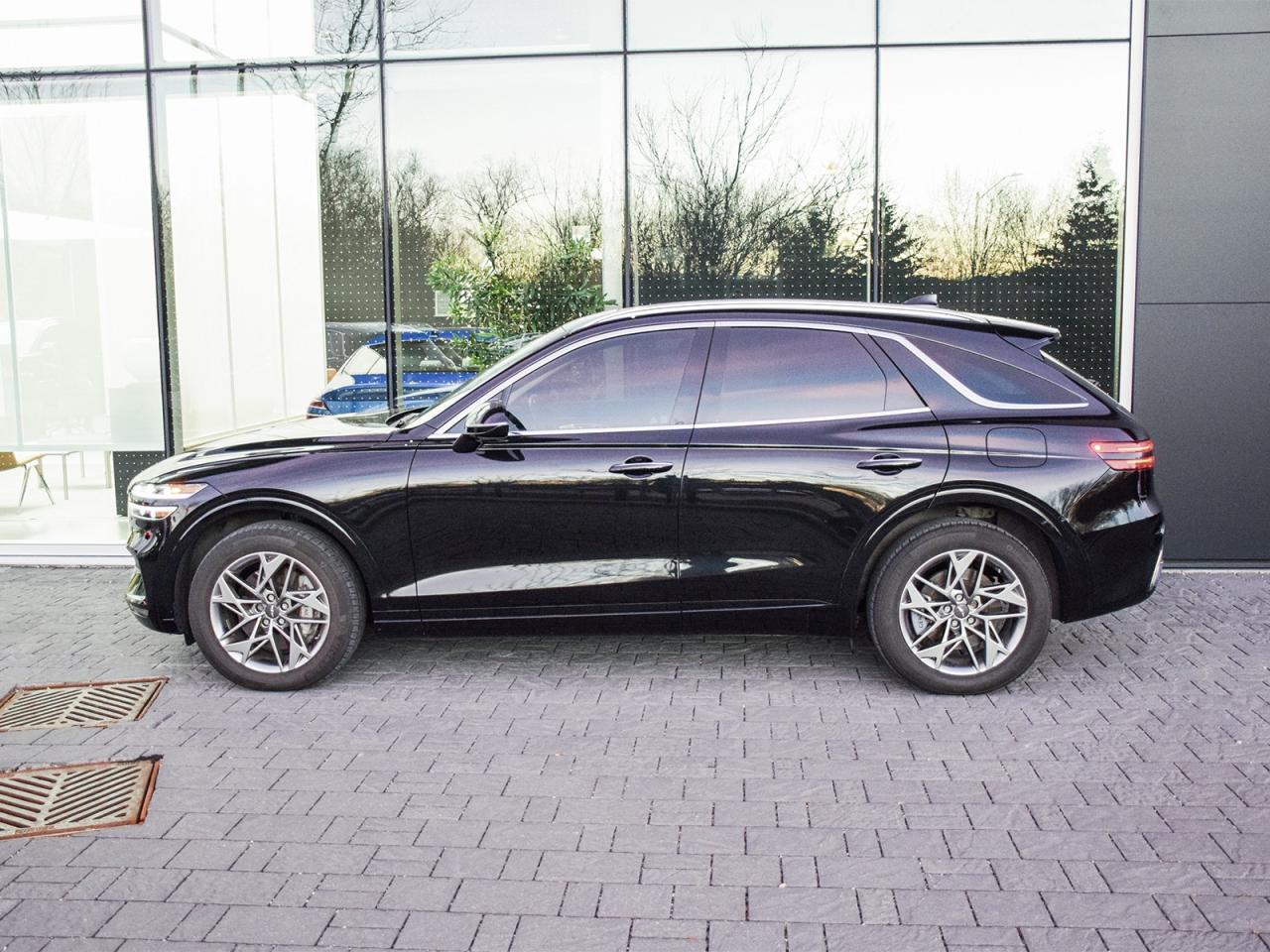 2023 Genesis GV70 2.5T Advanced AWD *1Owner/No Accident Records* Photo