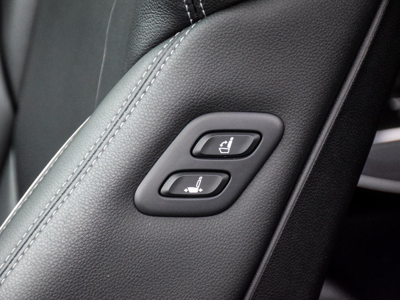 2023 Genesis GV70 2.5T Advanced AWD *1Owner/No Accident Records* Photo