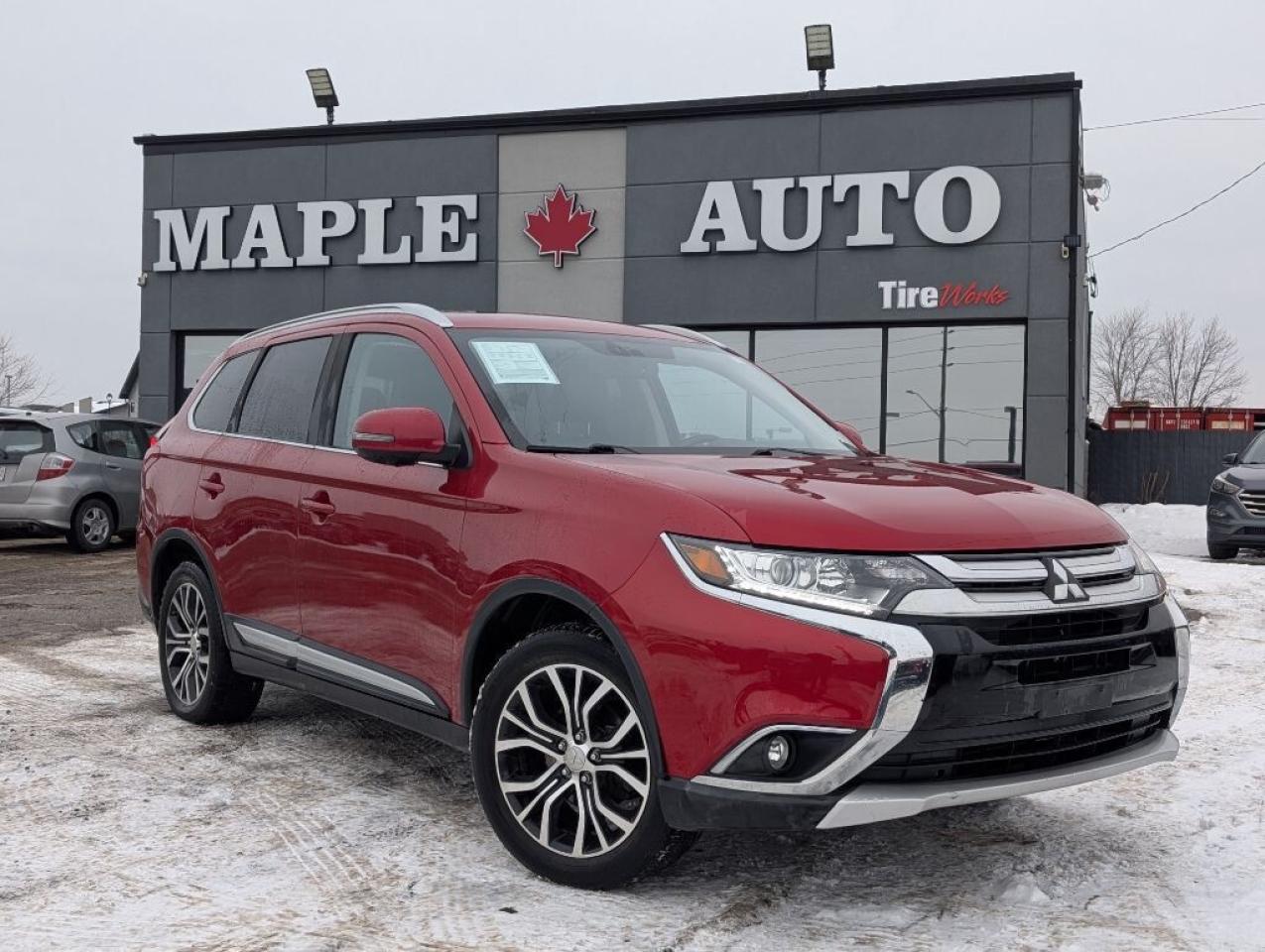 2017 Mitsubishi Outlander ES AWD   LEATHER   SUNROOF   CAMERA Photo0