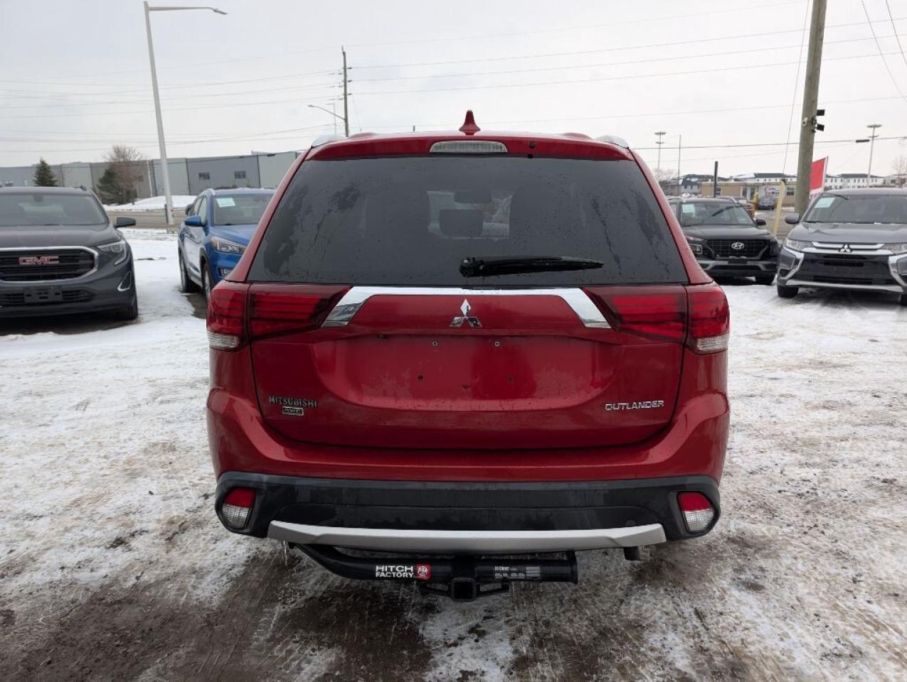 2017 Mitsubishi Outlander ES AWD   LEATHER   SUNROOF   CAMERA Photo