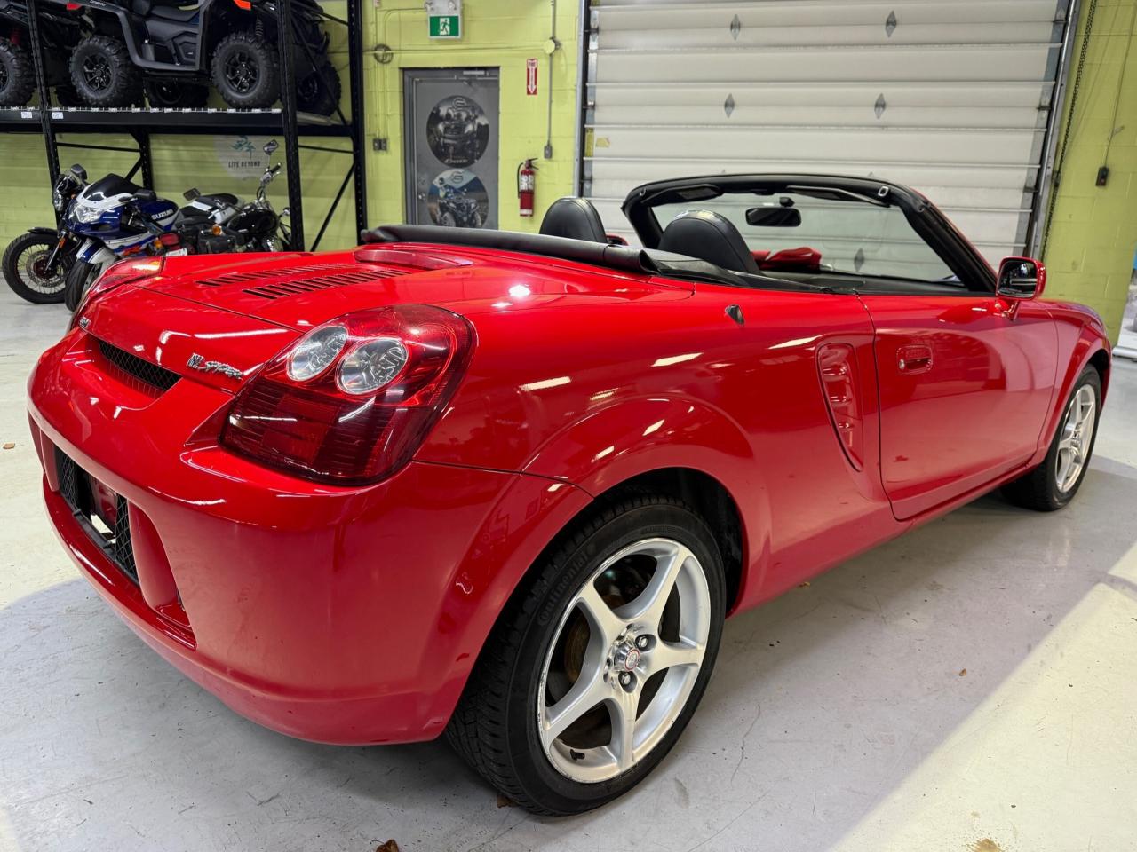 2003 Toyota MR2 SPYDER   CONVERTIBLE   MANUAL Photo