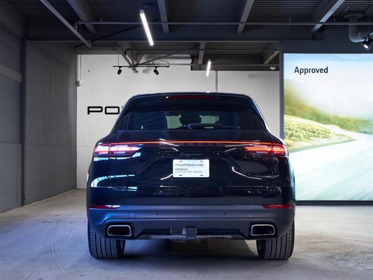 2023 Porsche Cayenne  Photo4