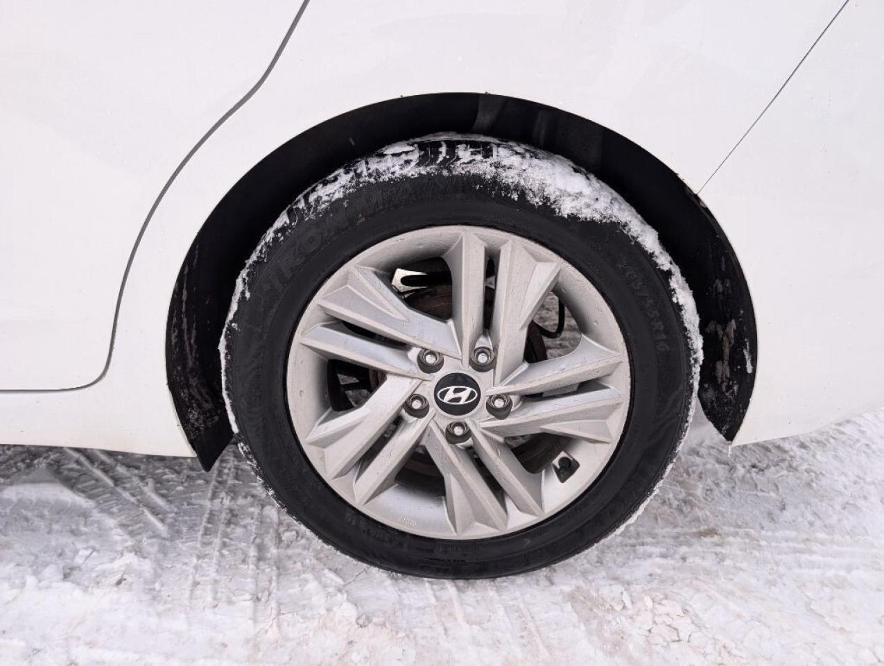 2019 Hyundai Elantra Preferred   CAMERA   CARPLAY   HEATED SEATS Photo