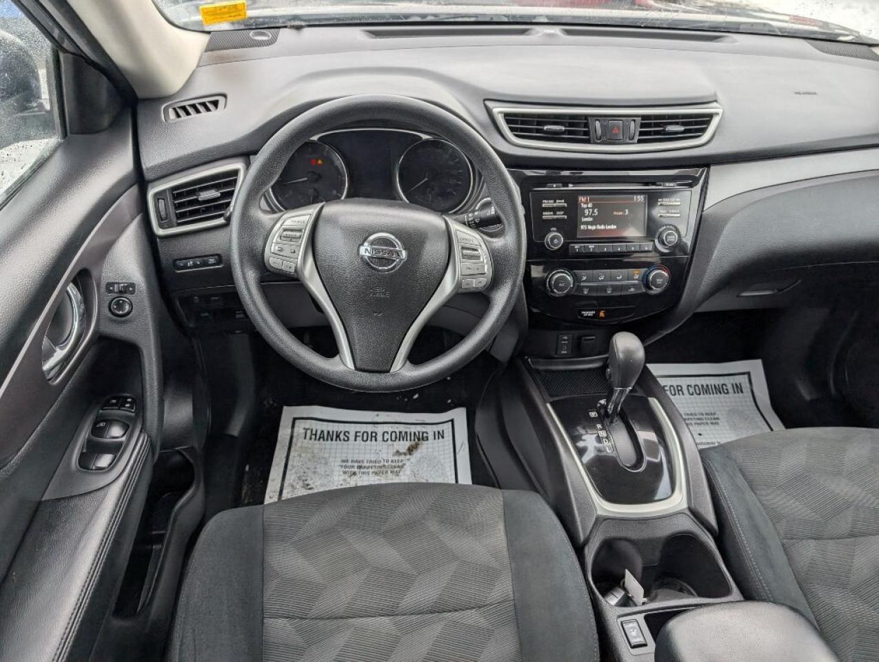 2016 Nissan Rogue SV AWD   PANOROOF   CAMERA   HTD SEATS Photo