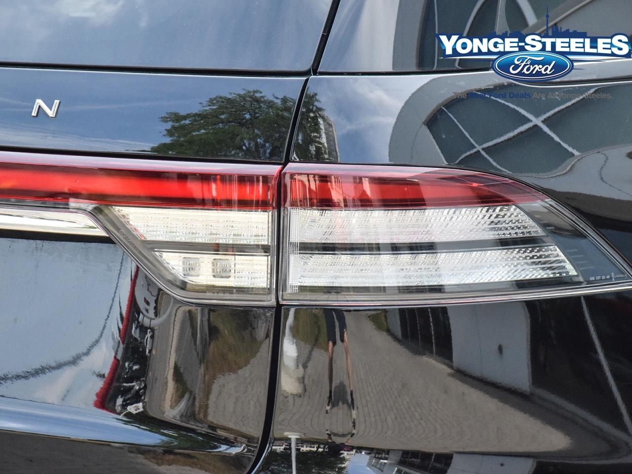 2023 Lincoln Aviator RESERVE 201A JET PACKAGE ONE OWNER NO ACCIDENT Photo