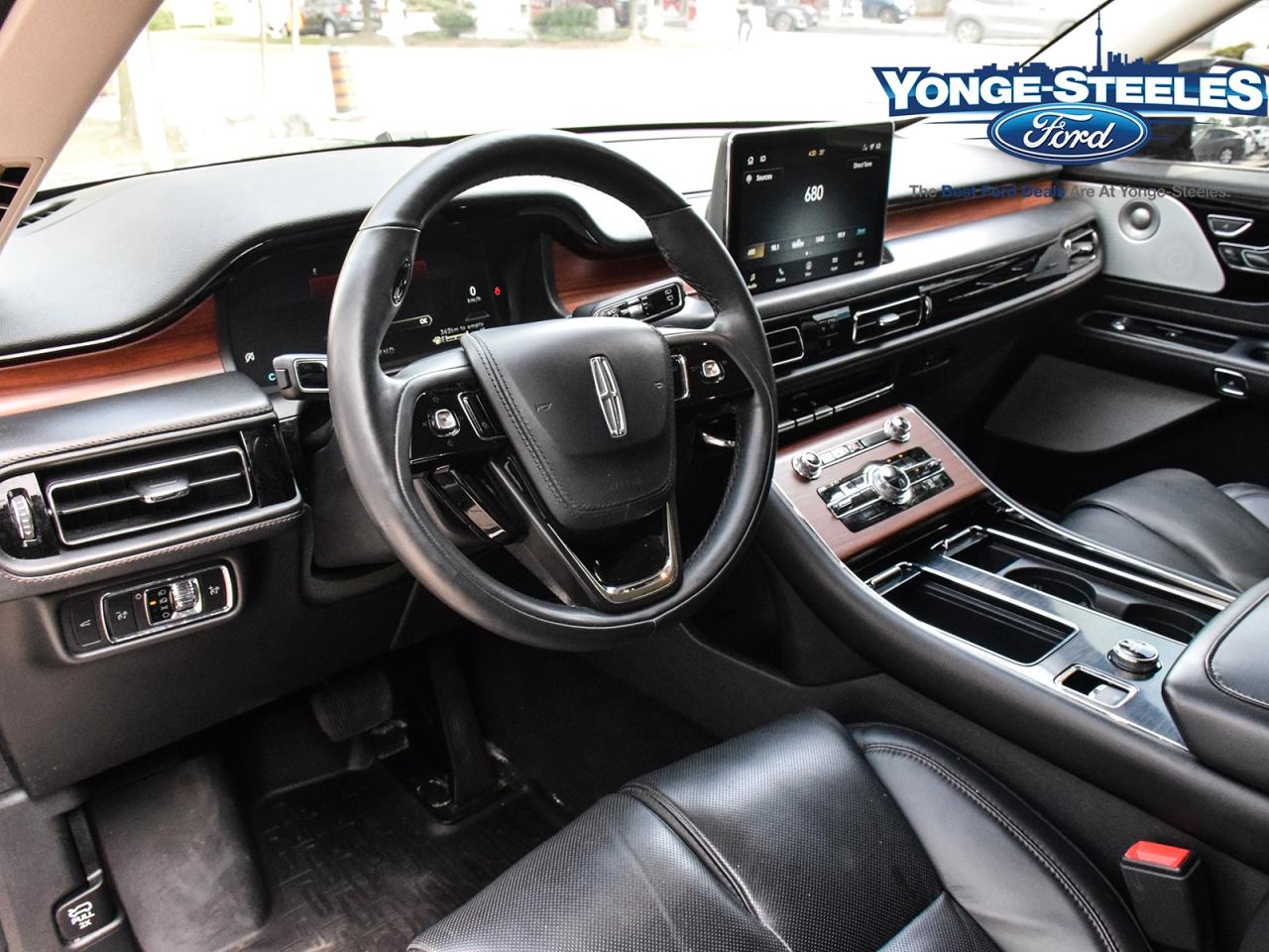 2023 Lincoln Aviator RESERVE 201A JET PACKAGE ONE OWNER NO ACCIDENT Photo