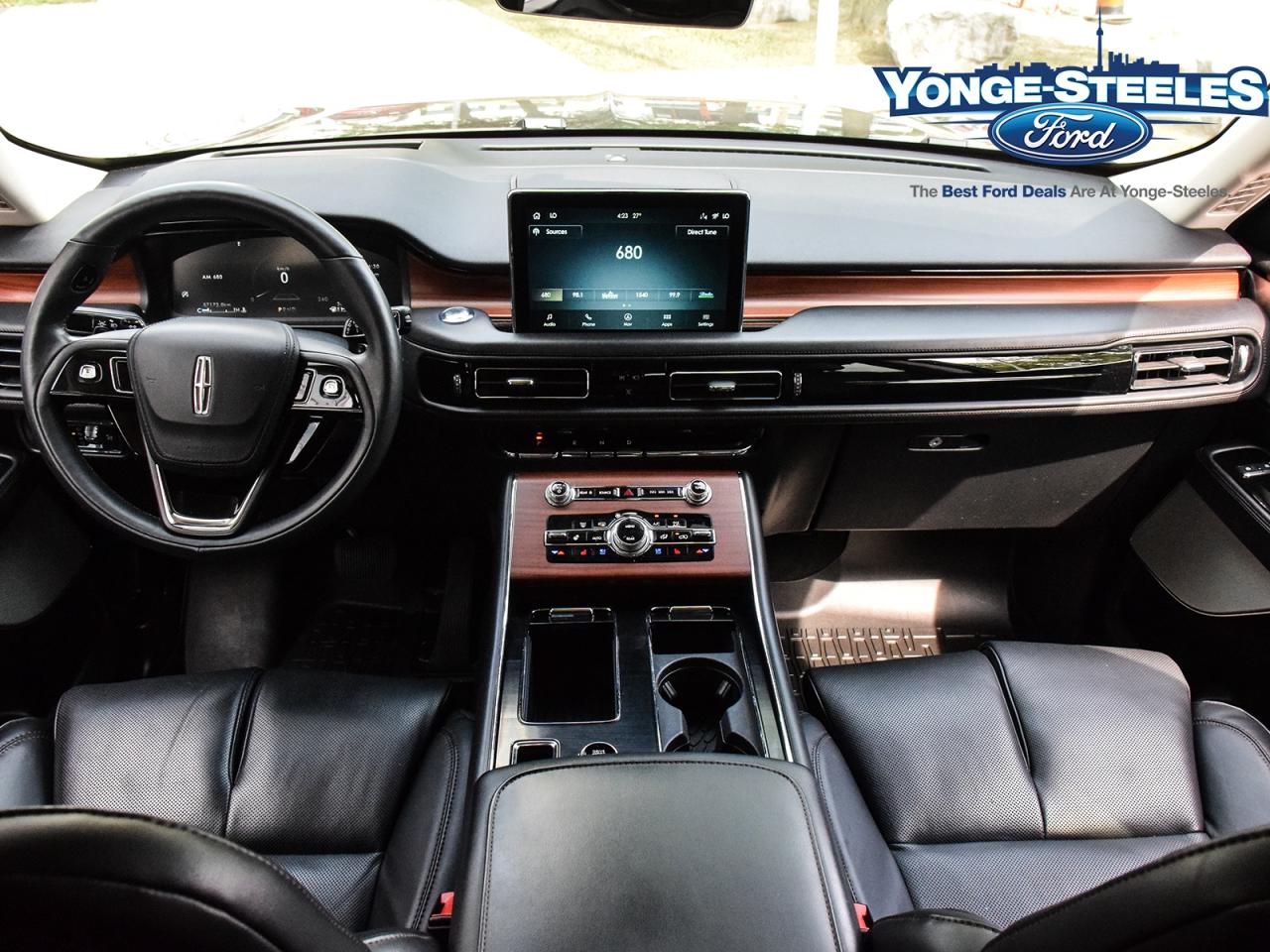 2023 Lincoln Aviator RESERVE 201A JET PACKAGE ONE OWNER NO ACCIDENT Photo