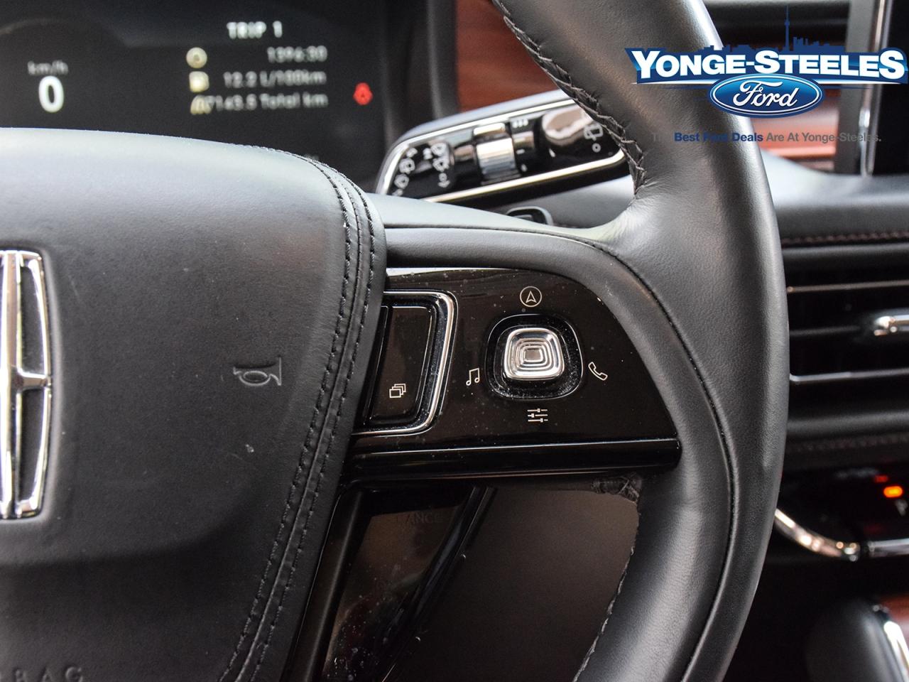 2023 Lincoln Aviator RESERVE 201A JET PACKAGE ONE OWNER NO ACCIDENT Photo