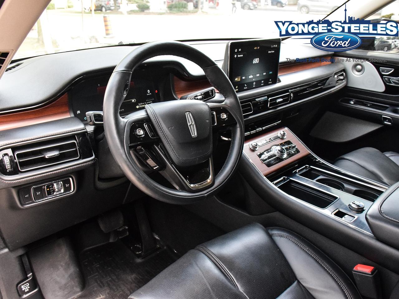 2023 Lincoln Aviator RESERVE 201A JET PACKAGE ONE OWNER NO ACCIDENT Photo