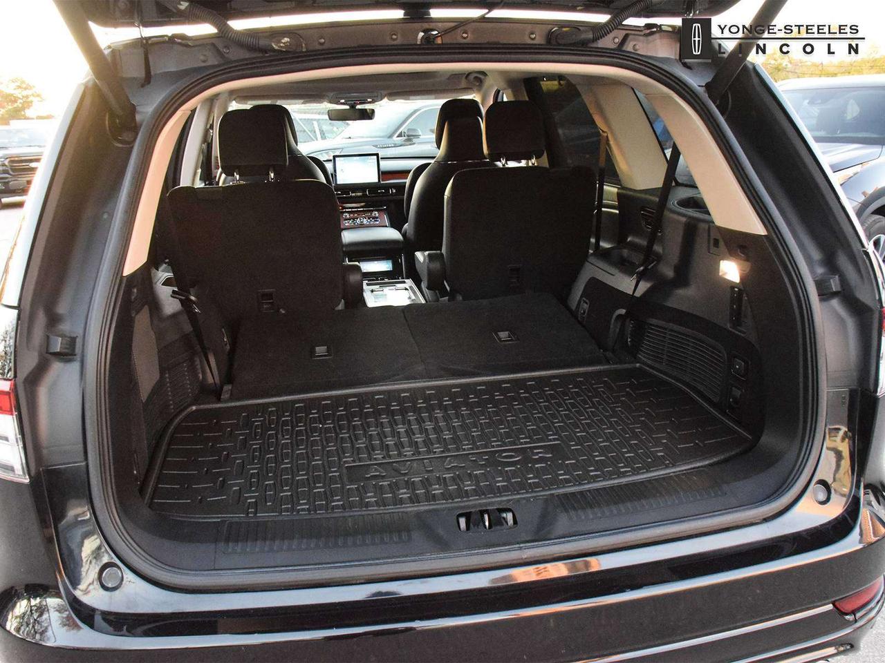 2023 Lincoln Aviator RESERVE 201A JET PACKAGE ONE OWNER NO ACCIDENT Photo