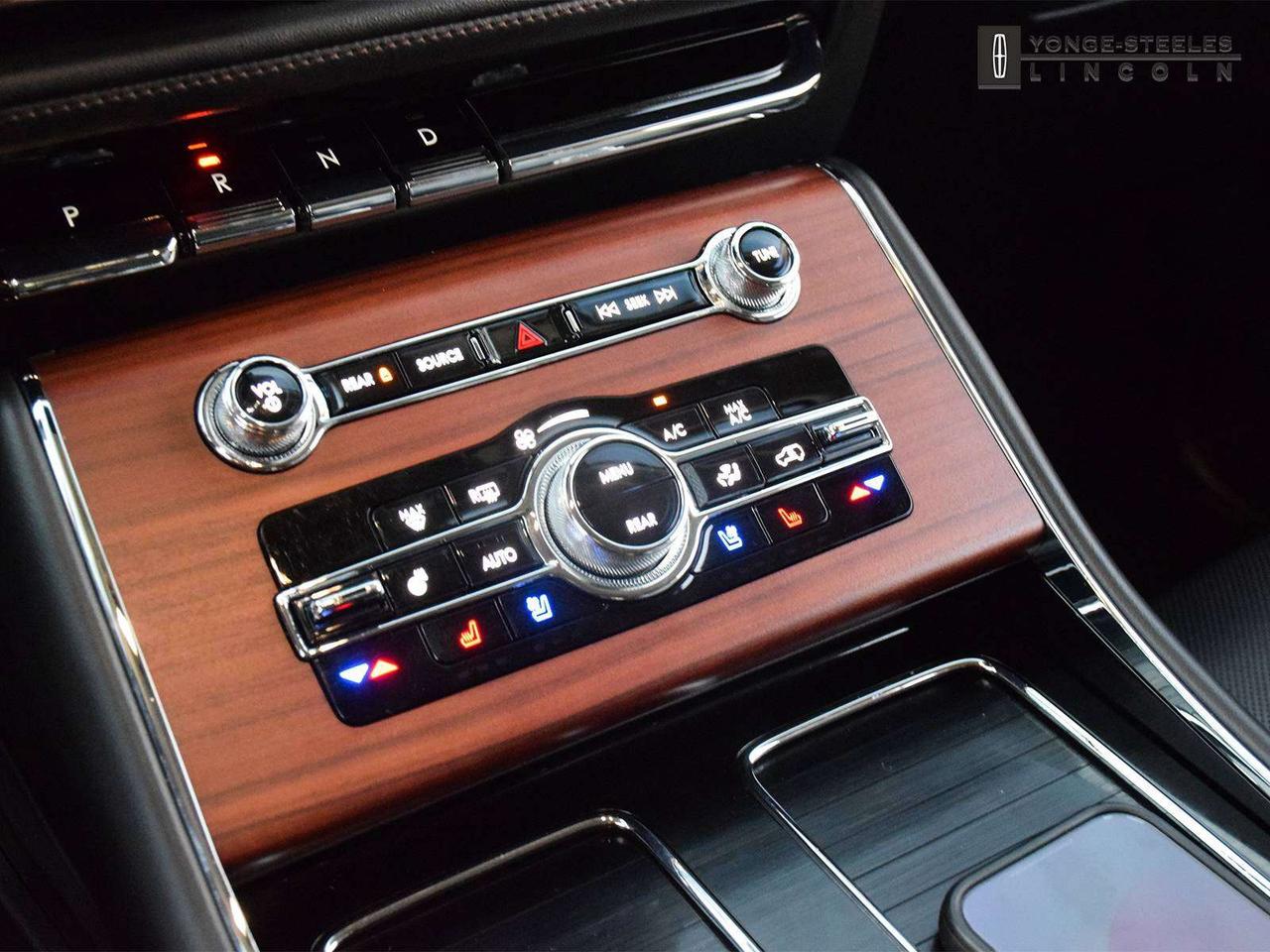2023 Lincoln Aviator RESERVE 201A JET PACKAGE ONE OWNER NO ACCIDENT Photo