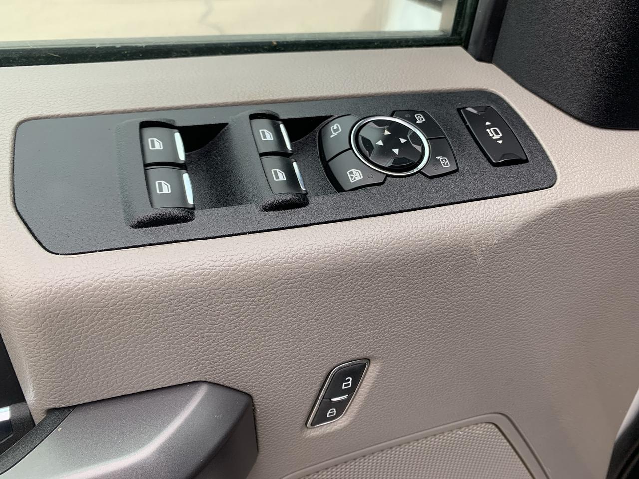 2020 Ford F-250 DIESEL XLT 4WD Crew Cab 6.75' Box Photo