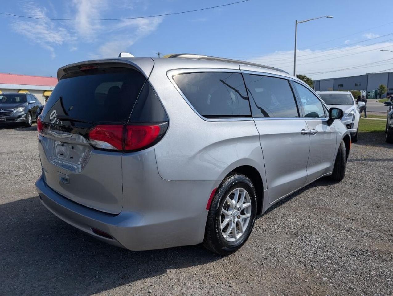 2017 Chrysler Pacifica Touring   DVD   POWER SLIDING DOORS   POWER LIFTGA Photo