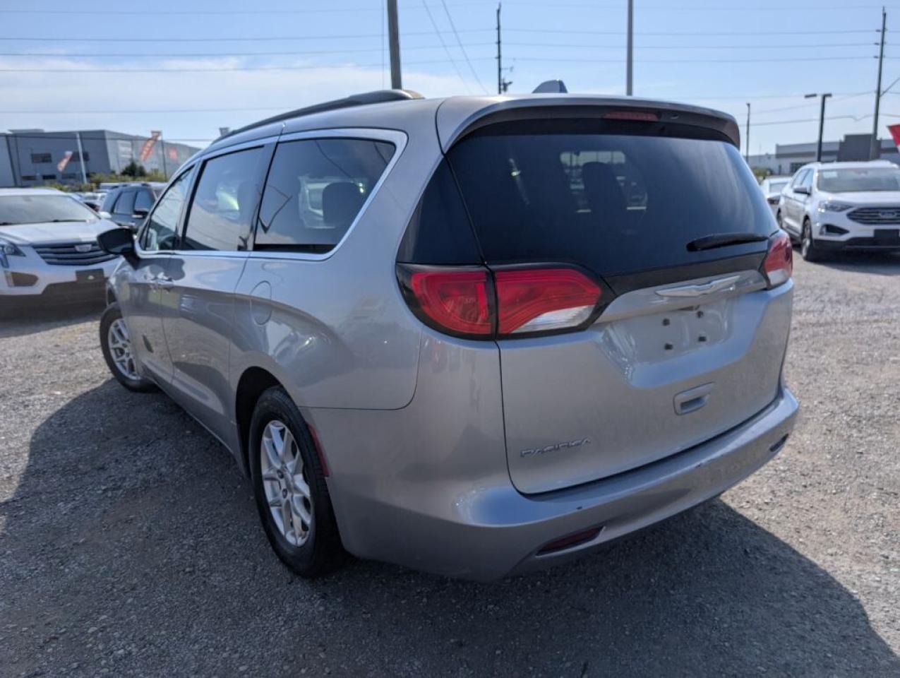 2017 Chrysler Pacifica Touring   DVD   POWER SLIDING DOORS   POWER LIFTGA Photo