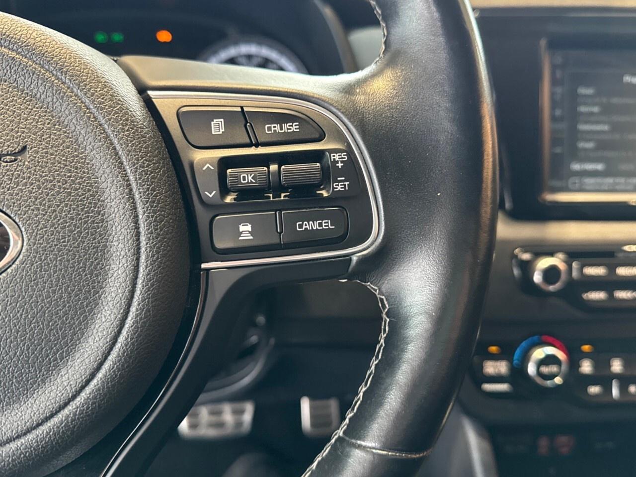 2019 Kia NIRO SX Touring FWD Photo