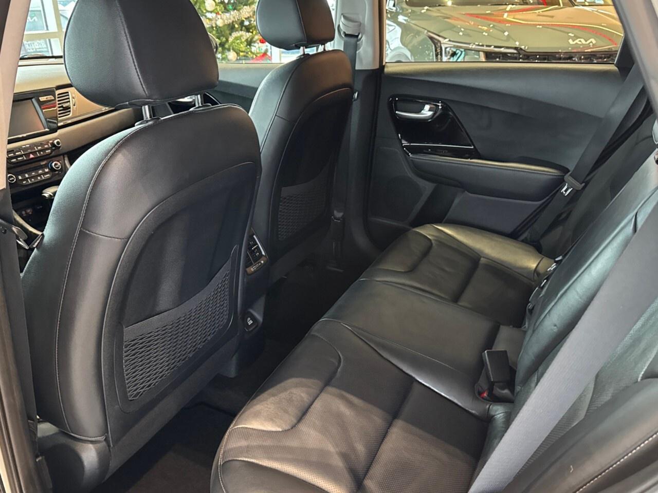 2019 Kia NIRO SX Touring FWD Photo