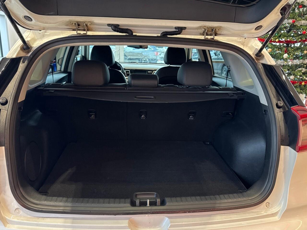 2019 Kia NIRO SX Touring FWD Photo