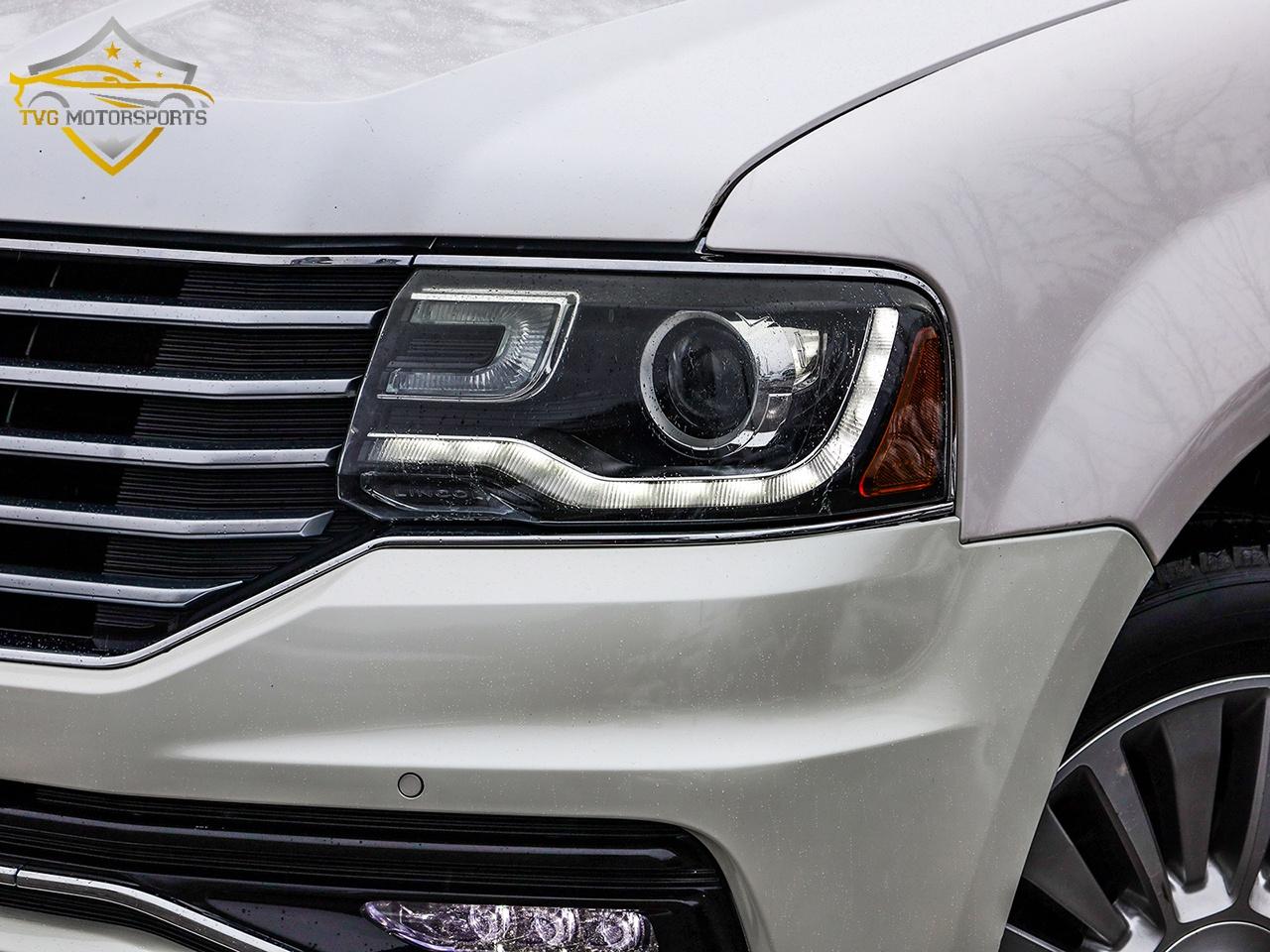 2016 Lincoln Navigator RESERVE 4WD PWR BOARDS - CERTIFIED! Photo