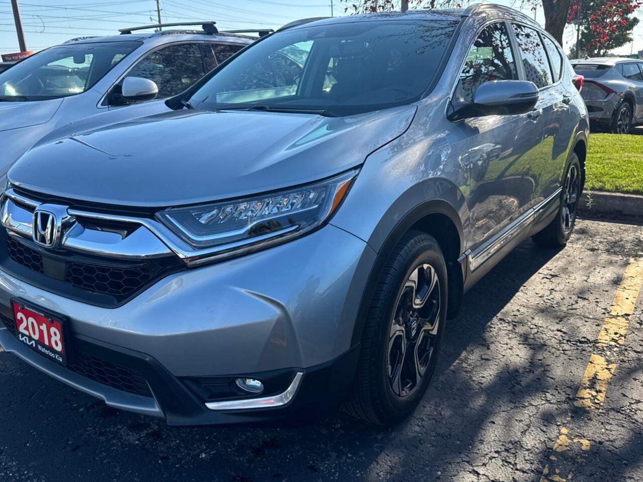 2018 Honda CR-V Touring AWD Photo0