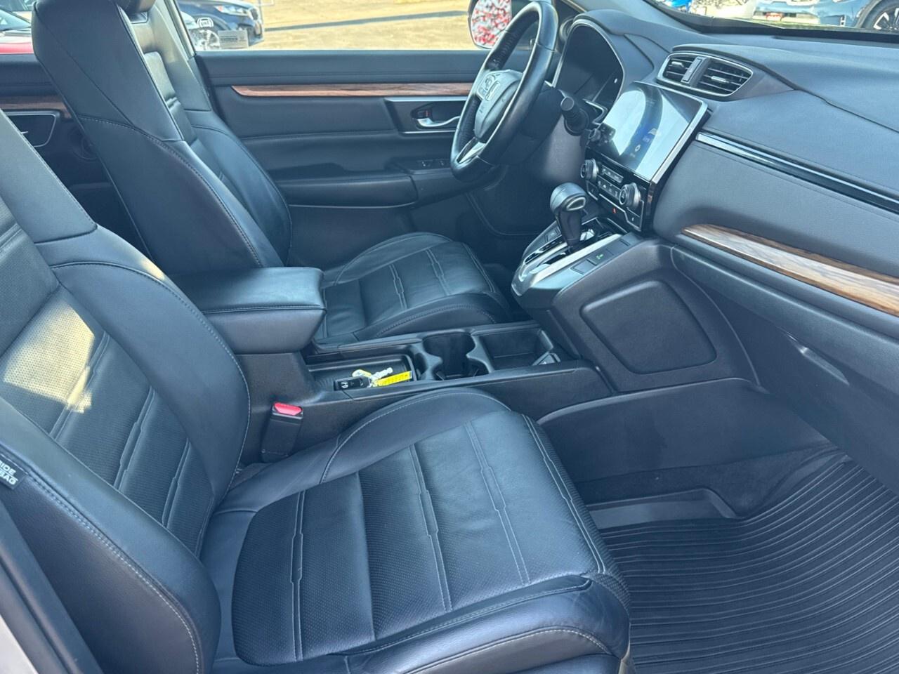 2018 Honda CR-V Touring AWD Photo