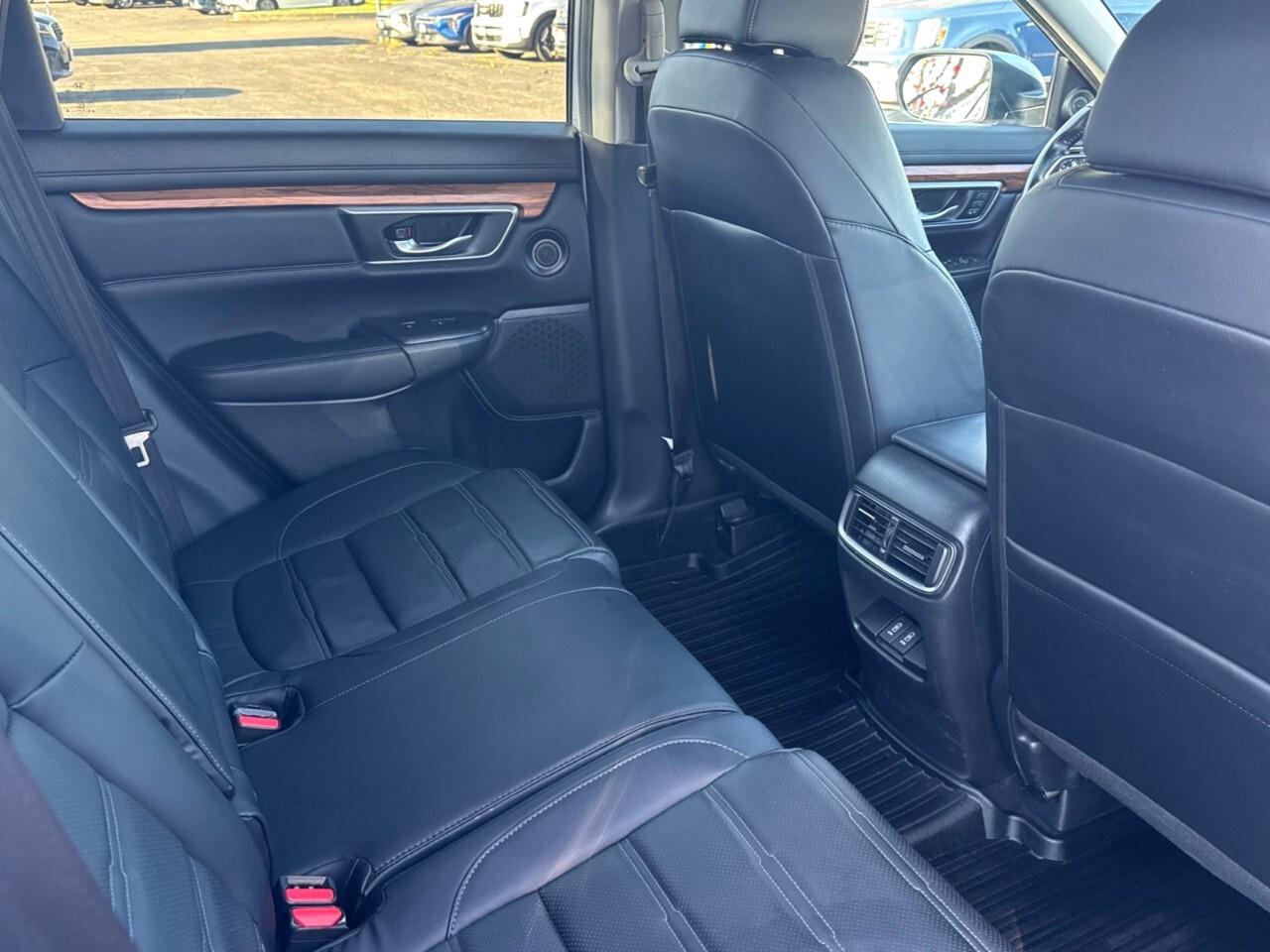 2018 Honda CR-V Touring AWD Photo