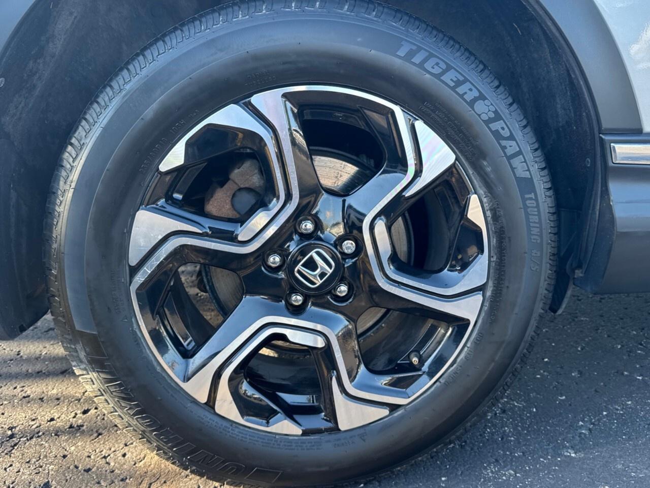 2018 Honda CR-V Touring AWD Photo