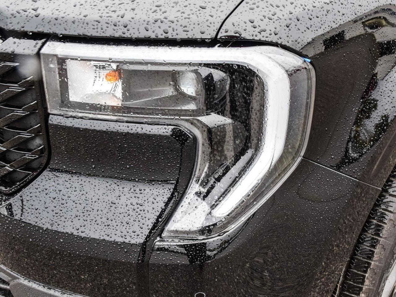 2025 Ford Maverick Lariat 4.99% up to 84 Months O.A.C   Lease Me! Photo