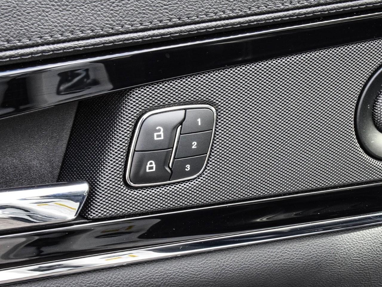 2022 Lincoln Nautilus Reserve 201A   ACC + Lane Keeping Aid Photo