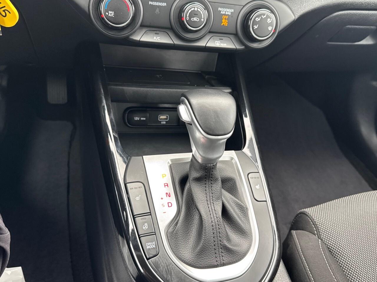 2022 Kia Forte EX+ IVT Photo