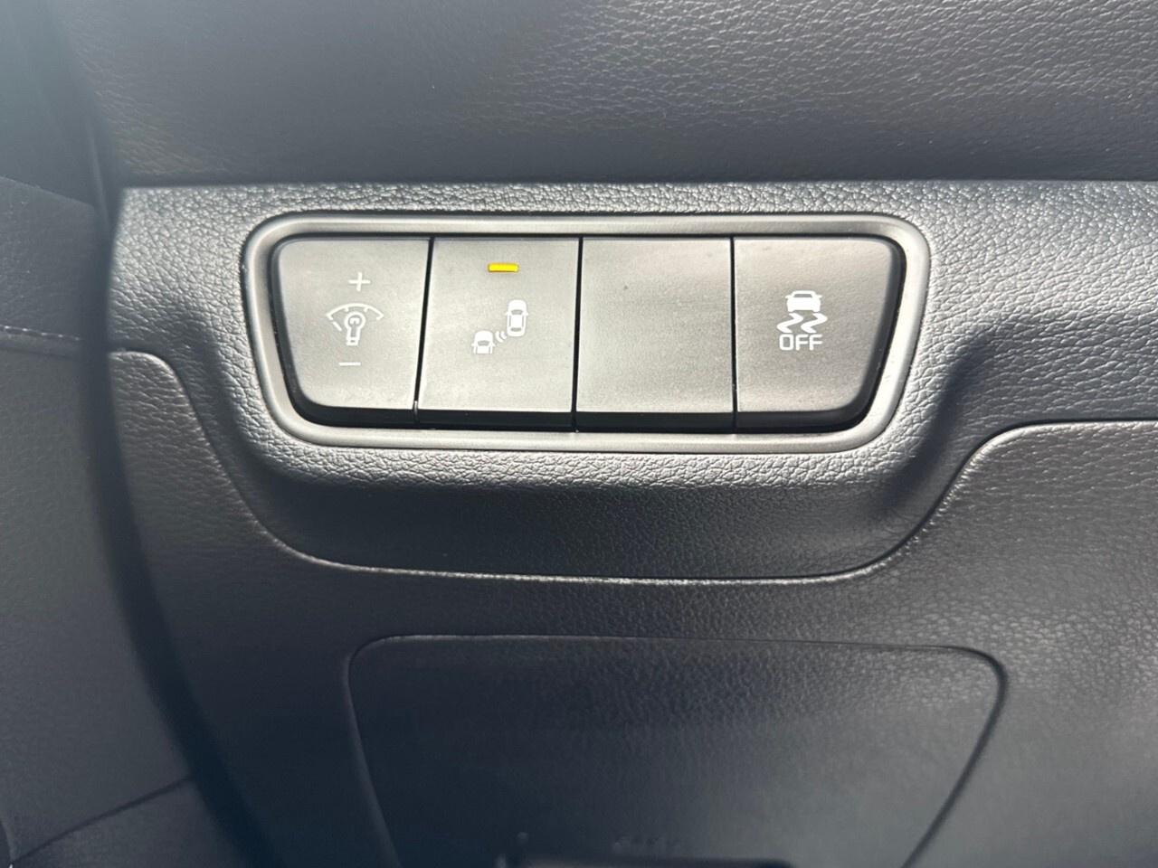 2022 Kia Forte EX+ IVT Photo