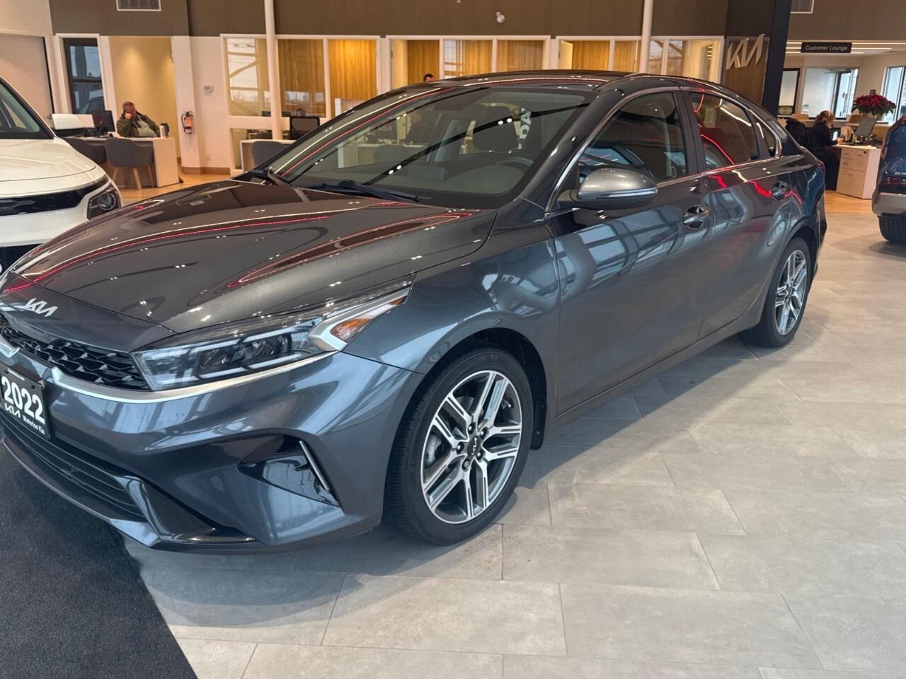 2022 Kia Forte EX+ IVT Photo