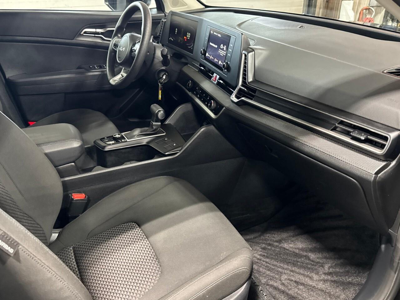 2025 Kia Sportage LX FWD Photo