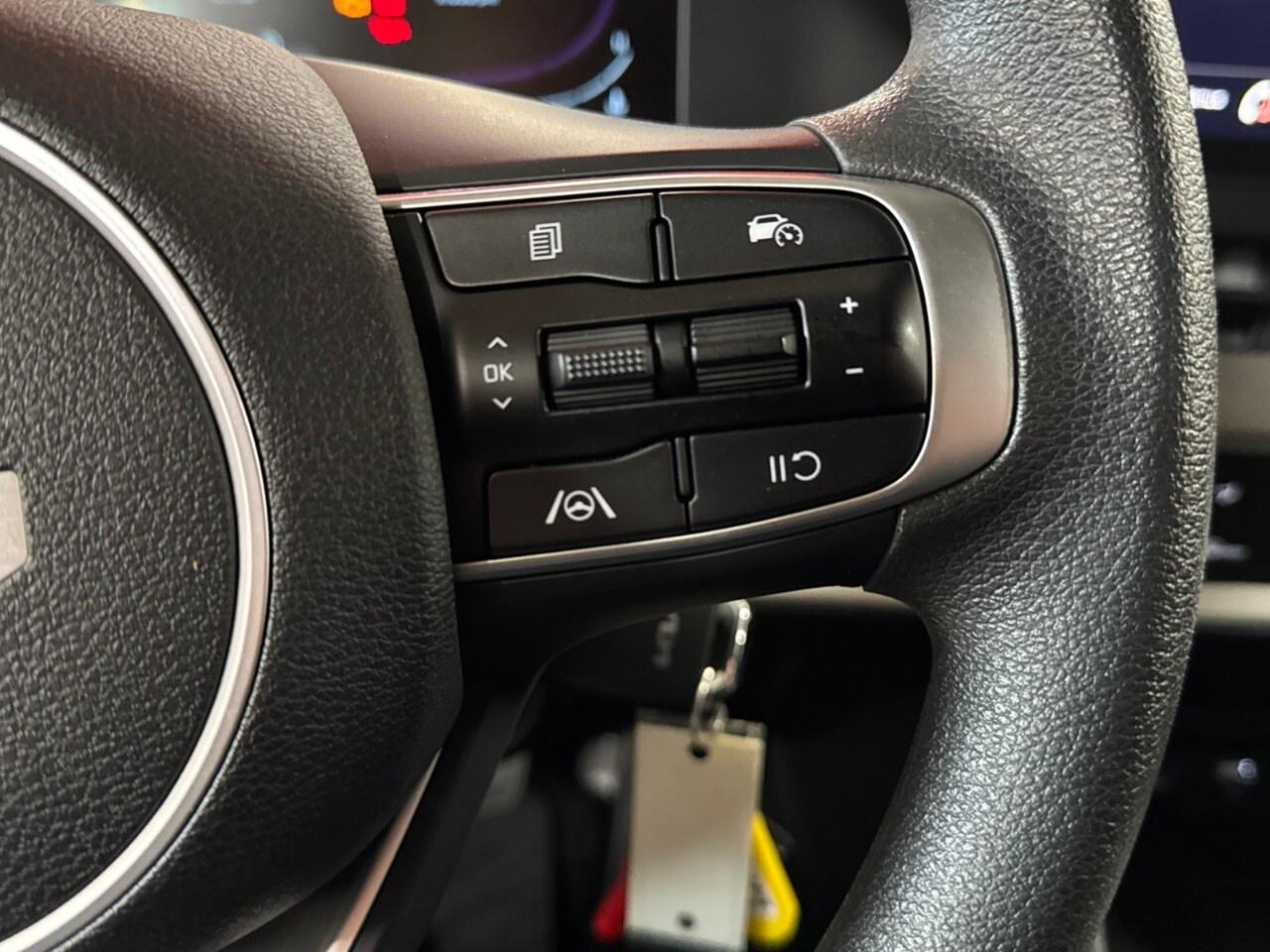 2025 Kia Sportage LX FWD Photo