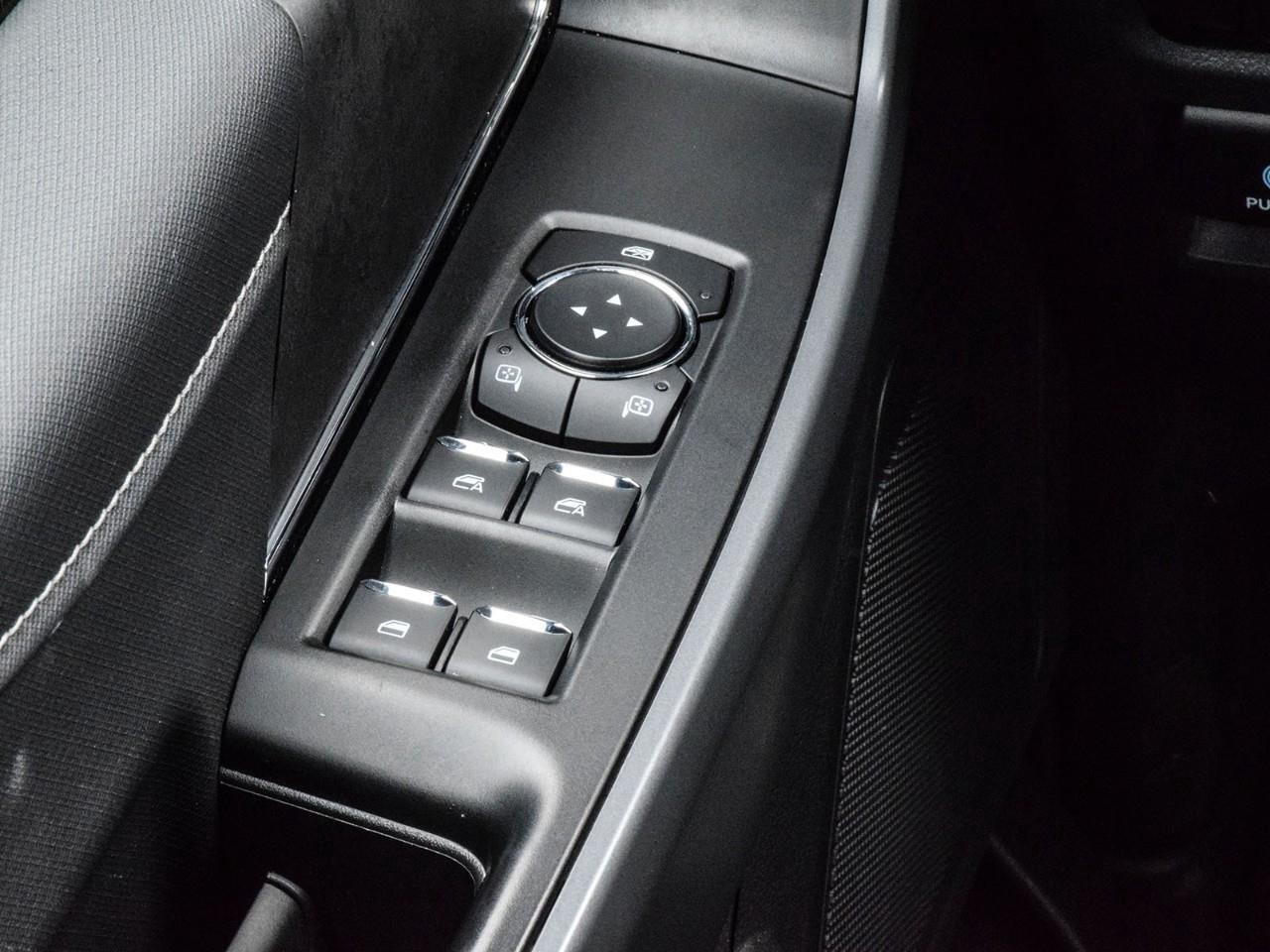 2025 Ford F-150 XLT Photo