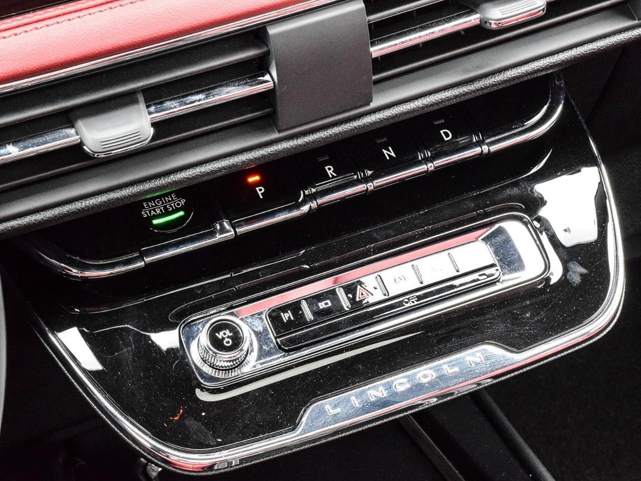 2025 Lincoln Corsair Reserve   5.99% for 72 months O.A.C  202A Photo